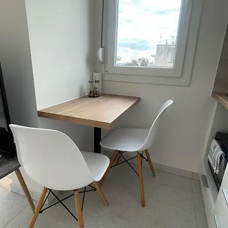 Seaview By Agora Flats *
